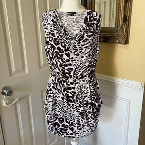 Takara Dress Size Medium White with Dark Brown/Black Print Above Knee Sleeveless